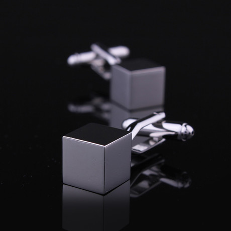 Exclusive Cufflinks + Gift Box // Solid Silver Cubes (OS)