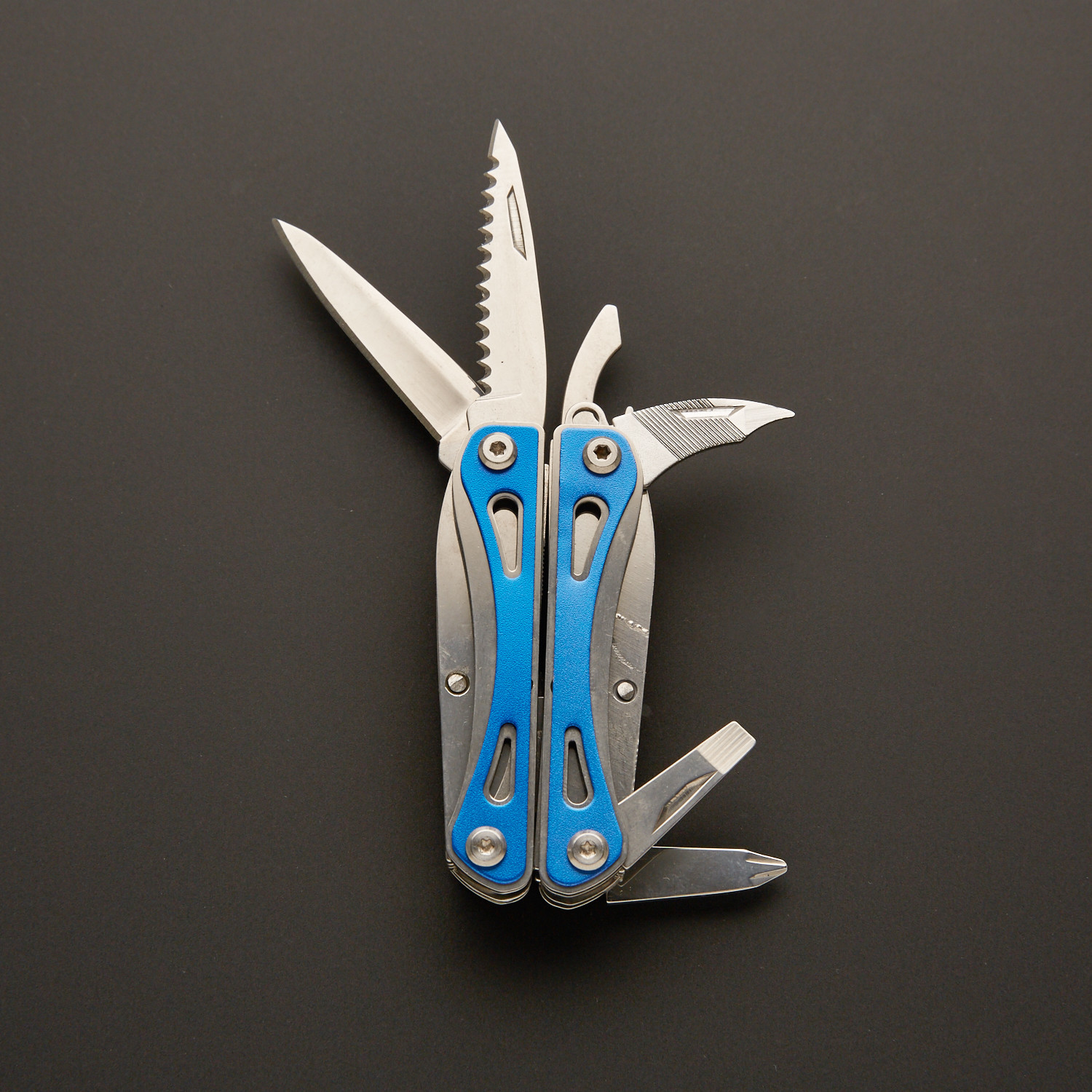 Katami // 11in1 MultiTool Sheffield Touch of Modern