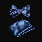 Self-Tie Bow Tie // Solid Navy Blue