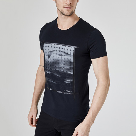 Wilder T-Shirt // Black (M)