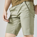 Vincent Shorts // Olive (L)