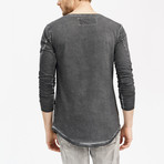 Primal Oiled Henley // Anthracite (S)