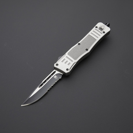 Drop Point Serrated Blade // Silver