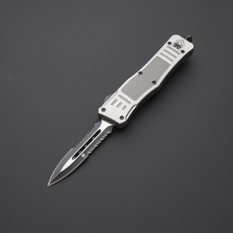 Dagger Double Serrated Blade // Silver