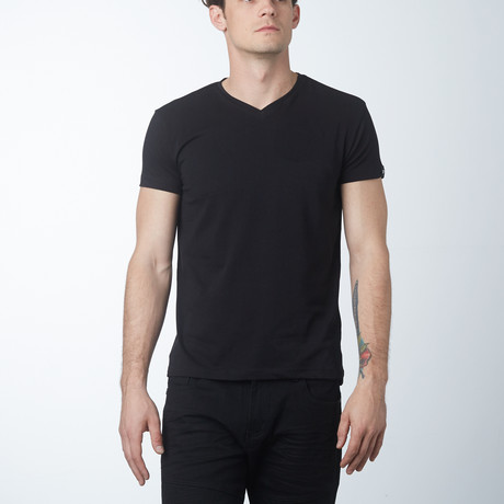 V-Neck T-Shirt // Black (S)