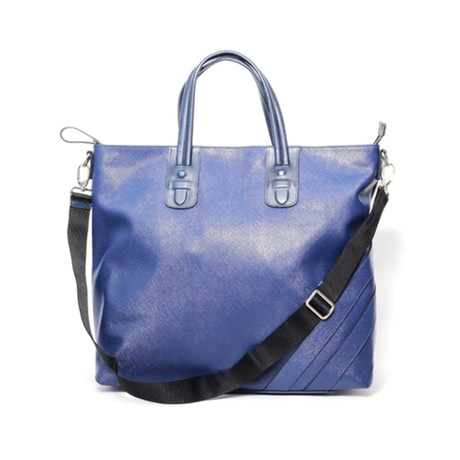 Terrance Zippered Tote // Primary