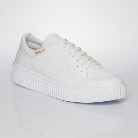 Milo // White (Euro: 40)