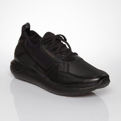 Xavier // Black (Euro: 40)