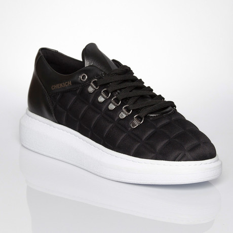 Zander // Black (Euro: 40)