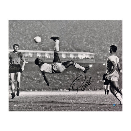 Signed 1965 Bicycle Kick Photo // Pelé
