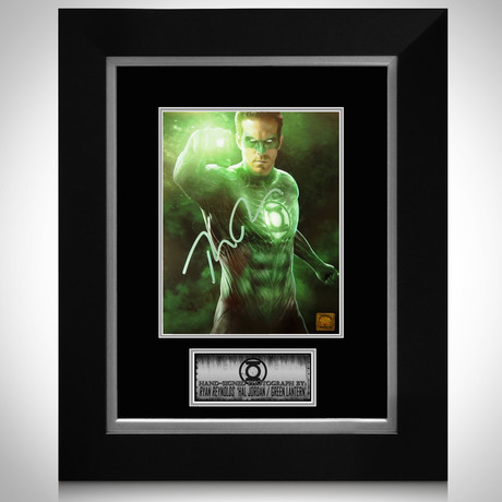 Green Lantern // Ryan Reynolds Signed Photo // Custom Frame