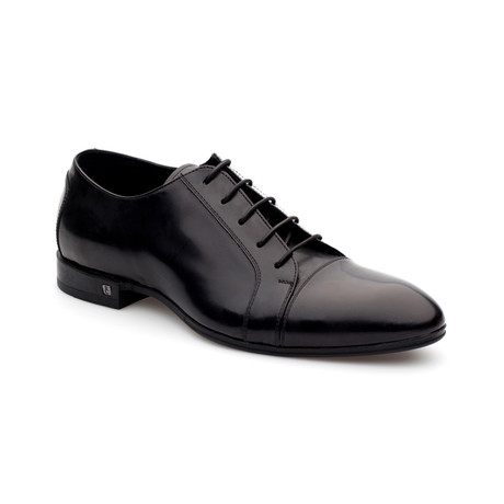 Joaquin Shoe // Black Patent (Euro: 39)