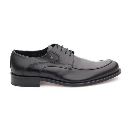 Maximiliano Shoe // Black Classic (Euro: 39)