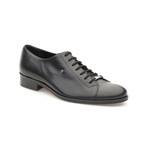 Isaac Shoe // Black Classic (Euro: 39)