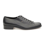 Isaac Shoe // Black Classic (Euro: 39)