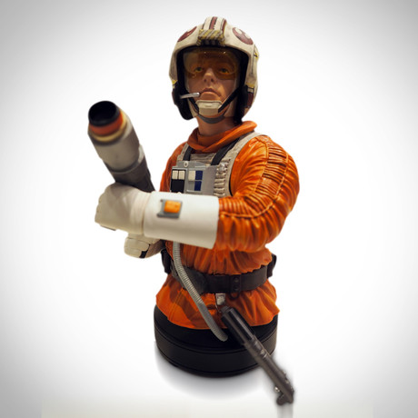 Luke Sywalker X-Wing // Deluxe Limited Edition Vintage Statue