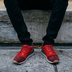 Easy Jogger // Cremisi + Santa (US: 11)