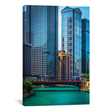 Chicago River From Michigan Ave. // Raymond Kunst (26"W x 18"H x 0.75"D)