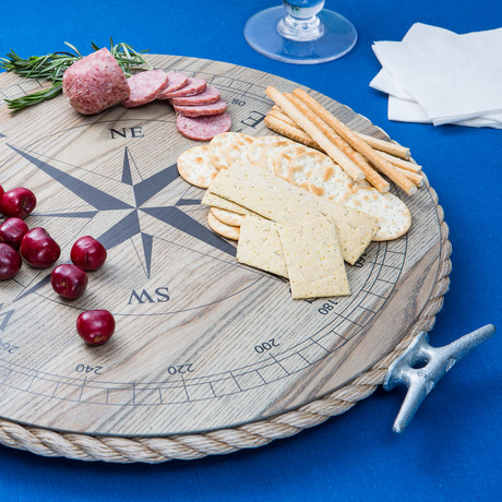 Coastal 18" Round Lazy Susan + Compass Rose Image & Cleats