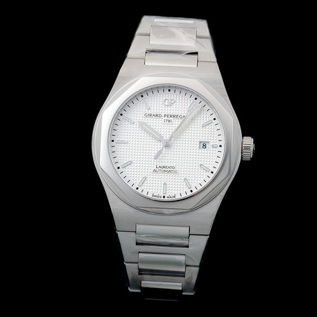 Girard Perregaux Laureato Automatic // 81000-11-131-11A // Unworn