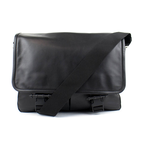Messenger Briefcase // Black Obsidian
