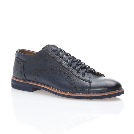 Richmond Shoe // Navy (Euro: 41)