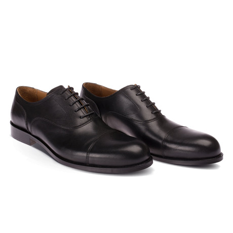 Lee Shoe // Black (Euro: 40)