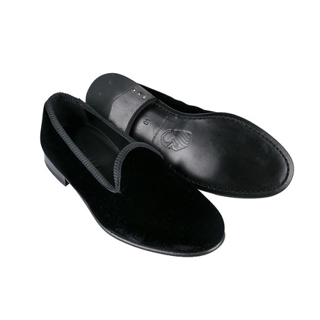 Slipper // Black Velvet (Euro: 39)