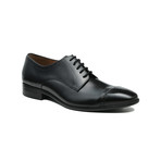 Tonio Derby // Black (Euro: 39)