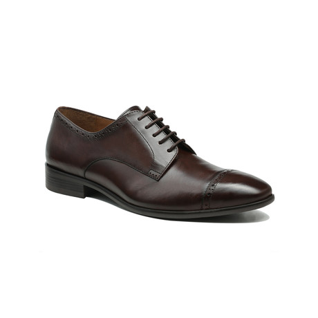 Tonio Derby // Brown (Euro: 39)