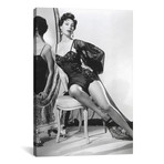 Ava Gardner Posed In Black Lingerie On The Mirror // Movie Star News