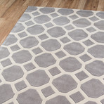 Bentley Rug // Grey (2'L x 3'W)