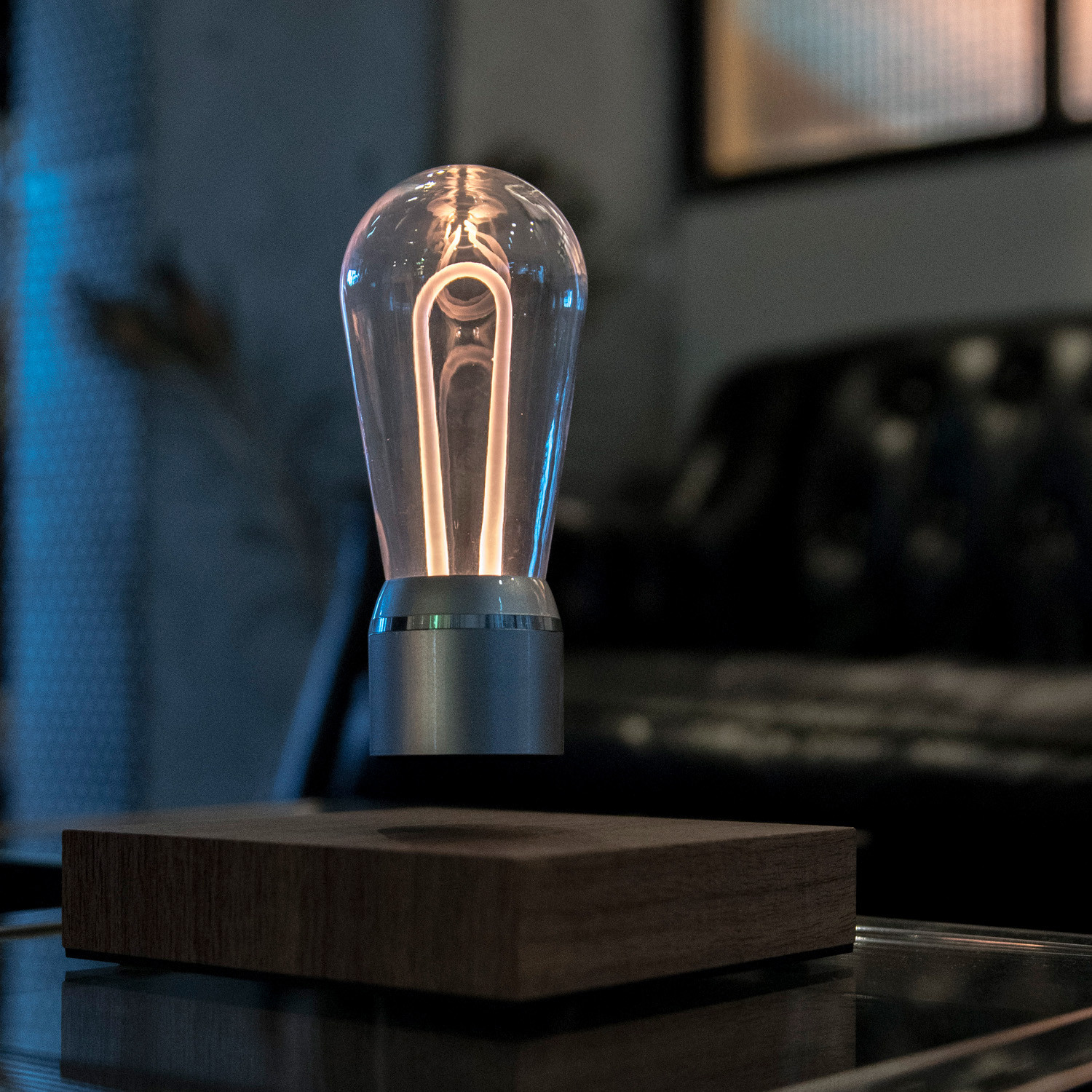 FLYTE // Nikola - Flyte: Levitating Light - Touch of Modern