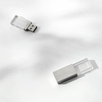Empty Memory // Transparency // USB Memory Stick (Silver)