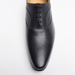 Chaap // Black (Euro: 43)