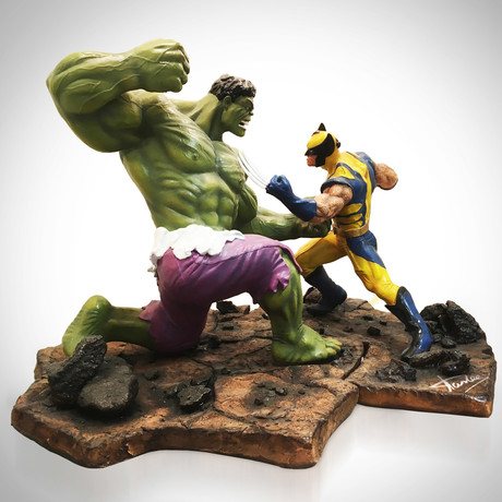 Hulk Vs. Wolverine Epic Battle // Stan Lee Signed Monster Premium Format Statue // Limited Edition
