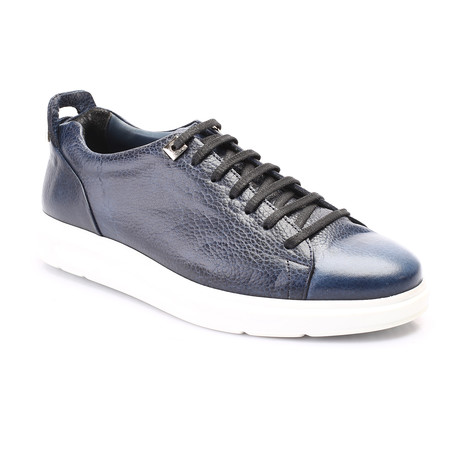 Aho Shoe // Dark Blue (Euro: 38)