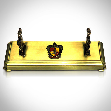 Harry Potter Wand // Gryffindor Luxury Wand Stand