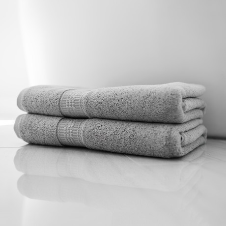 Alfred Sung Bath Towel // Set of 2 (Silver)