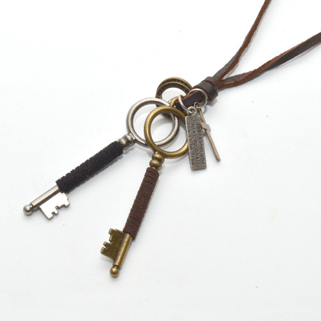 Leather Necklace // Key