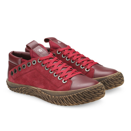 Cairn Ripstop // Red (US: 10)