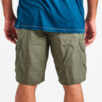 Trenches Cargo Shorts 19" // Olive (28)