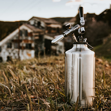 TrailKeg Gallon Pressurized Beer Growler // Stainless