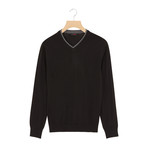 Wool V-Neck Pullover // Black (L)