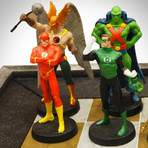 DC Elite Vintage Chess Set + 32 Eagle Moss Figures