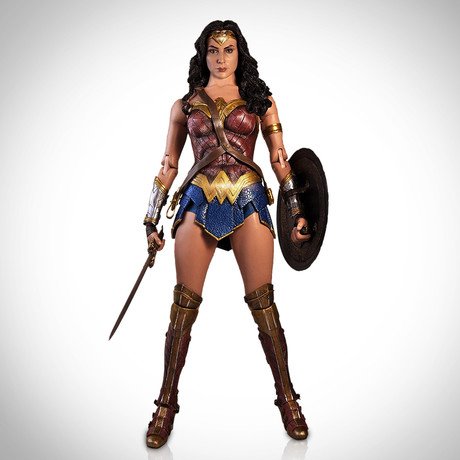 Wonder Woman // 1/4 Scale Premium Format // Limited Edition Statue