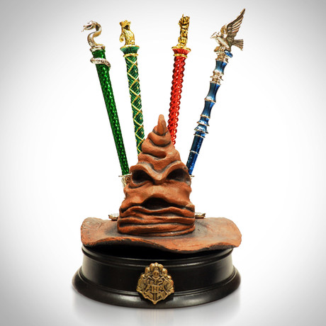 Harry Potter // Sorting Hat + Gold Pens // Limited Edition Statue