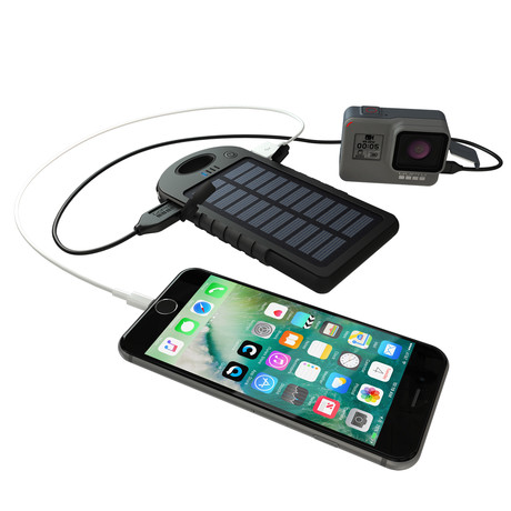 DualCharge // USB Powerbank + Solar Charger