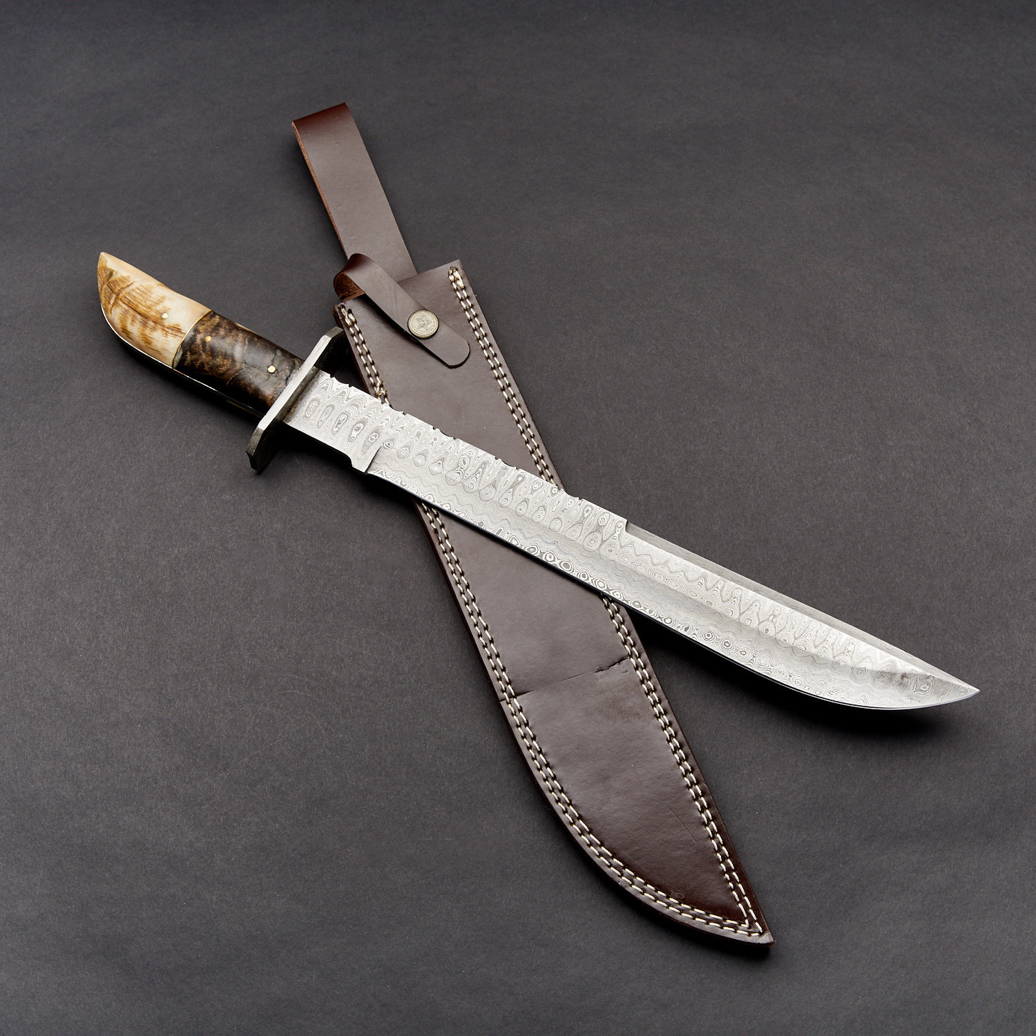 Bowie Knife // Machete // 104 - Battling Blades - Touch of Modern