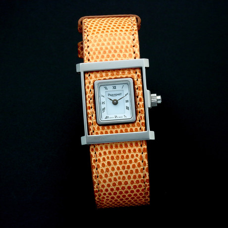 Pequignet Quartz // Store Display